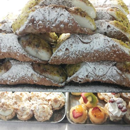 Ursino'S Luxury Bed & Breakfast Catania Ngoại thất bức ảnh